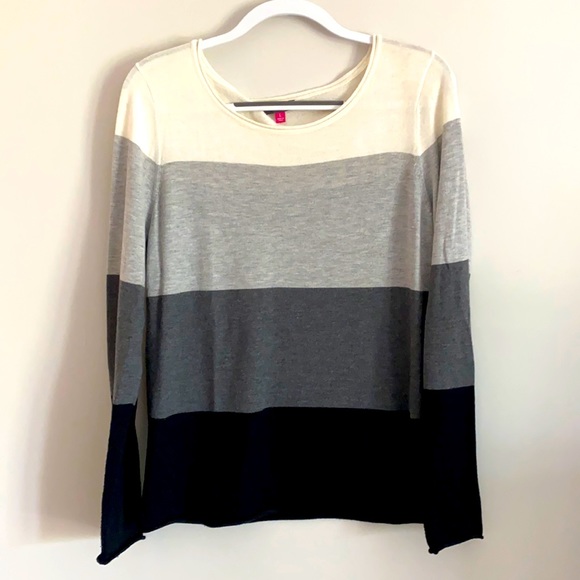 Vince Camuto Sweaters - Vince Camuto Colorblock Sweater, Size L